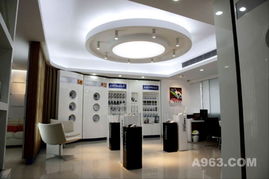 科技與美學(xué)的交響 劉博國家一級室內(nèi)設(shè)計師打造深圳電子產(chǎn)品展示廳新標桿